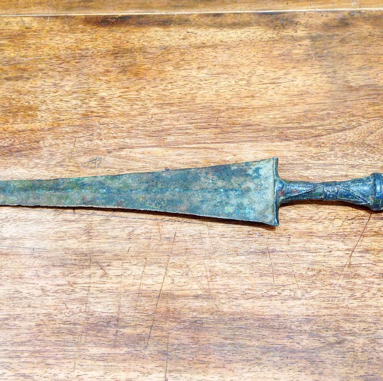 Bronze Luristan daggers, 7th to 9th century BC